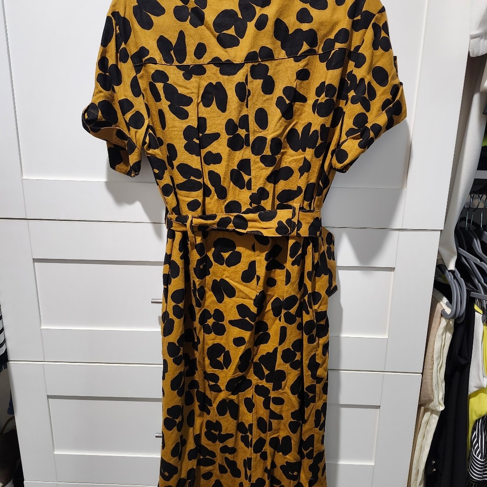 Who What Wear NWT size small animal print dress